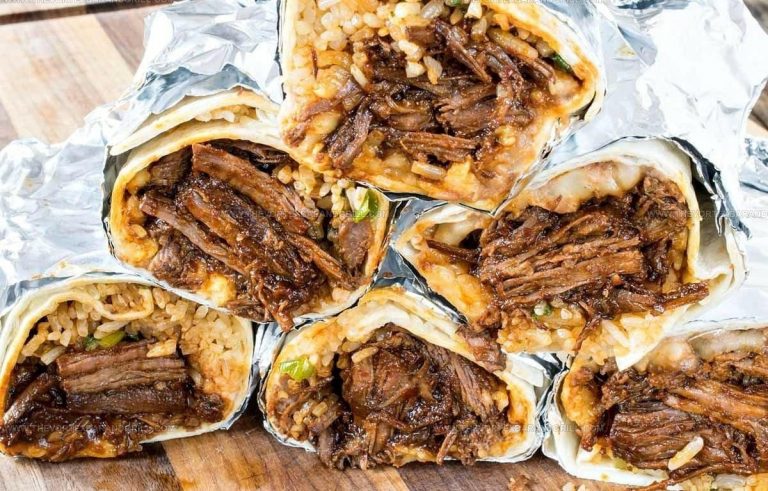 7407893 Chile Colorado Burritos Recipe